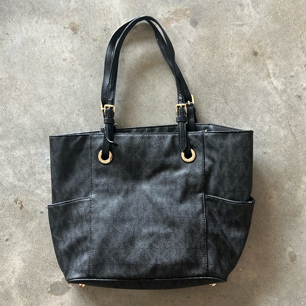 Micheal Kors handbag